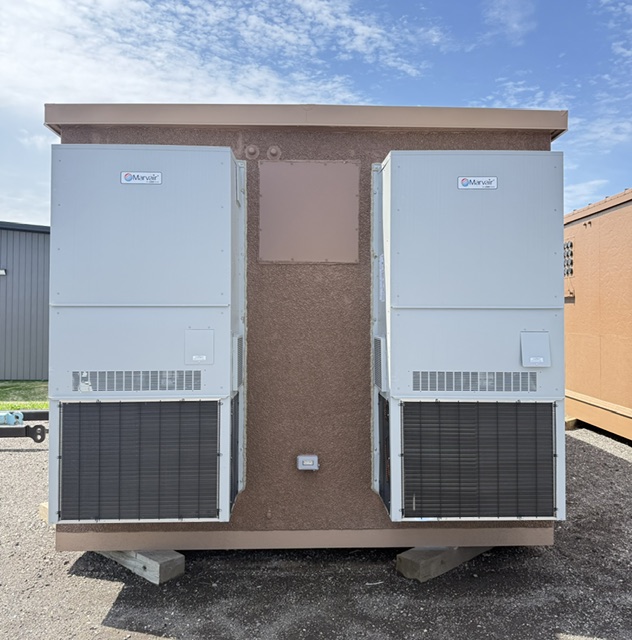 Newly reconditioned 2010 CellXion 11.5x20 concrete communication building with new 4-ton AC units for sale - Photo 2